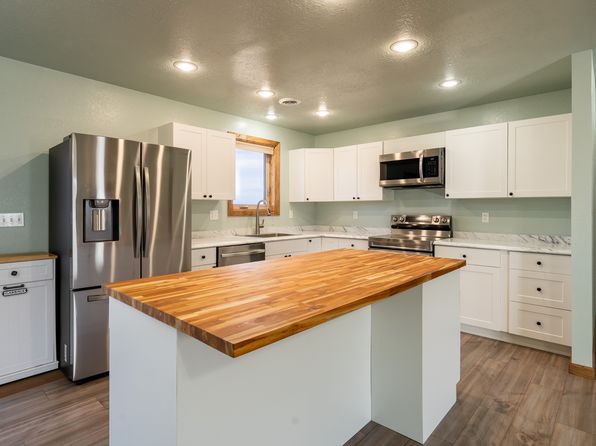 266 S Eastland Rd, Monticello, UT 84535