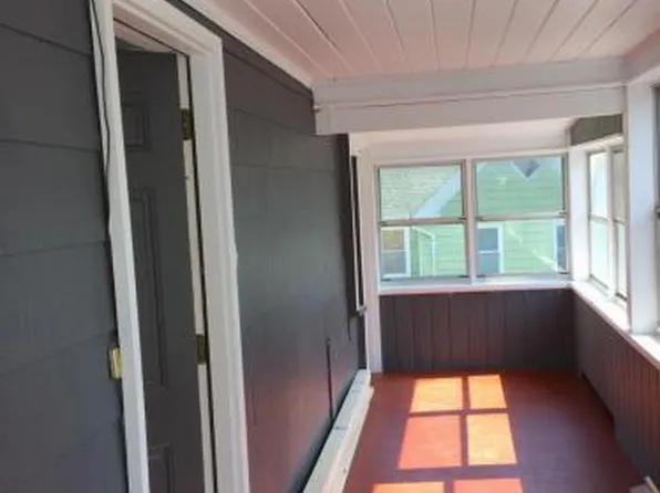 69 Sullivan St #202, Biddeford, ME 04005