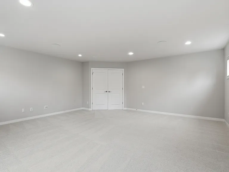 8629 NE 134th Pl — Photo 38