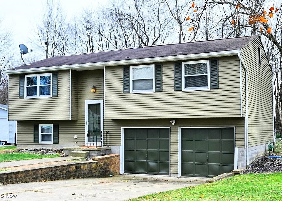 1st image of 958 Kevin Dr