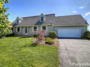 9940 Deer Trl NE, Rockford, MI 49341