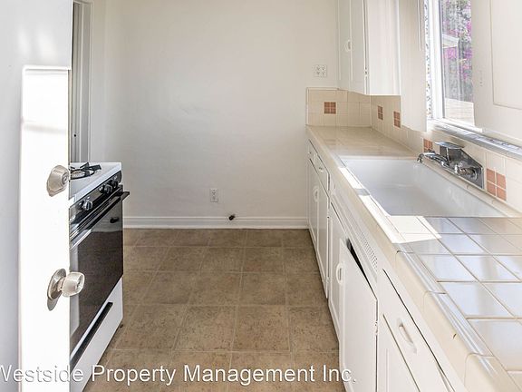 4th image of 2014 Delaware Ave APT A