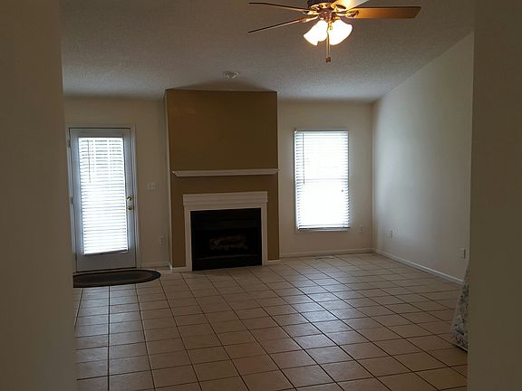 4th image of 1313 Shady Oak Trl