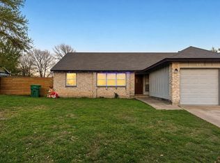 838 N Monroe St #840, La Grange, TX 78945