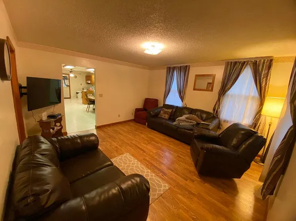 214 Central Ave, Kincaid, IL 62540