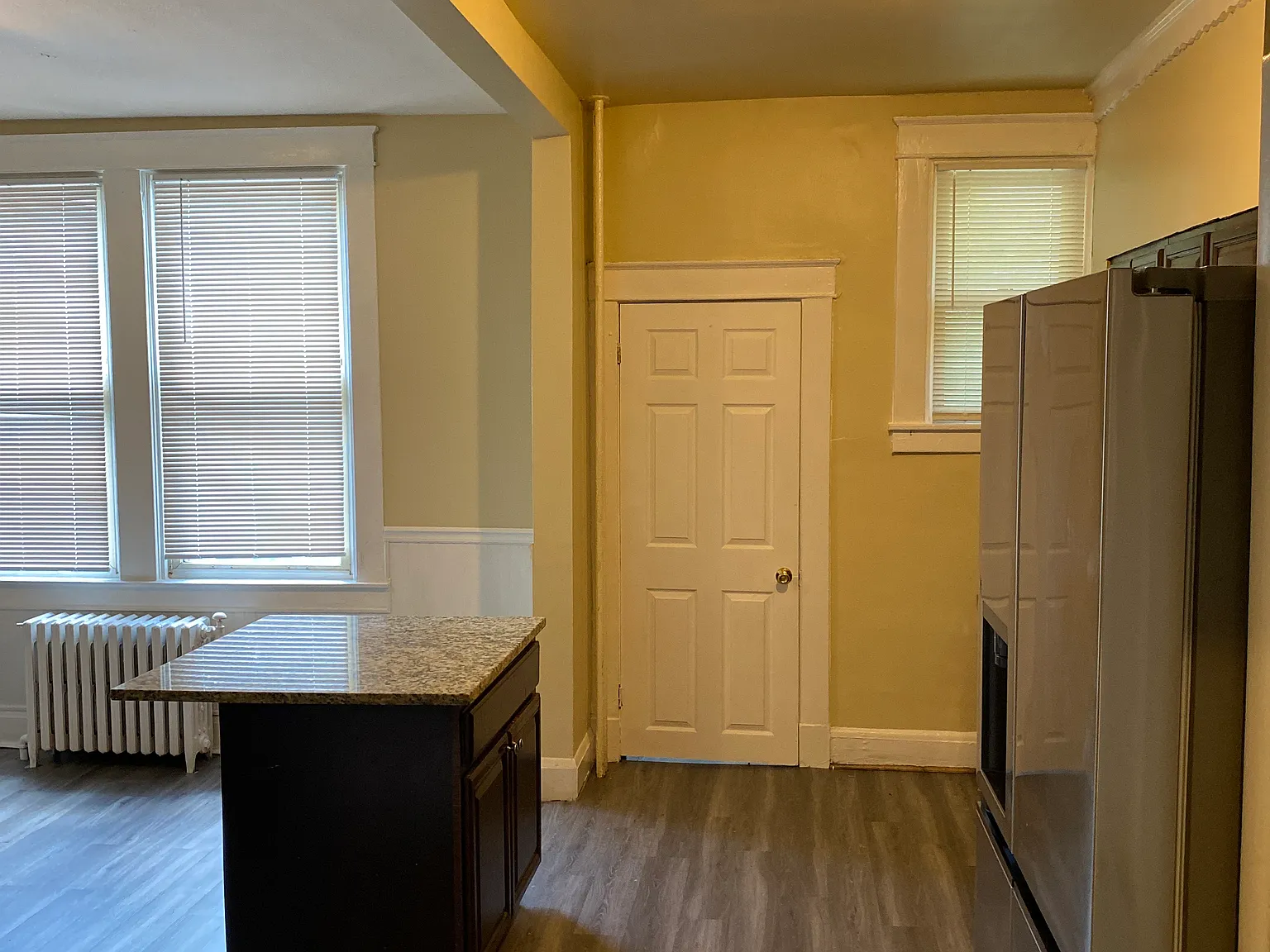 4009 W Cold Spring Ln — Photo 2