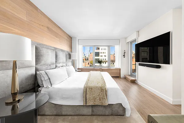 Sold by Douglas Elliman | media 8