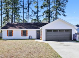 300 Foxwood Dr, Kingsland, GA 31548