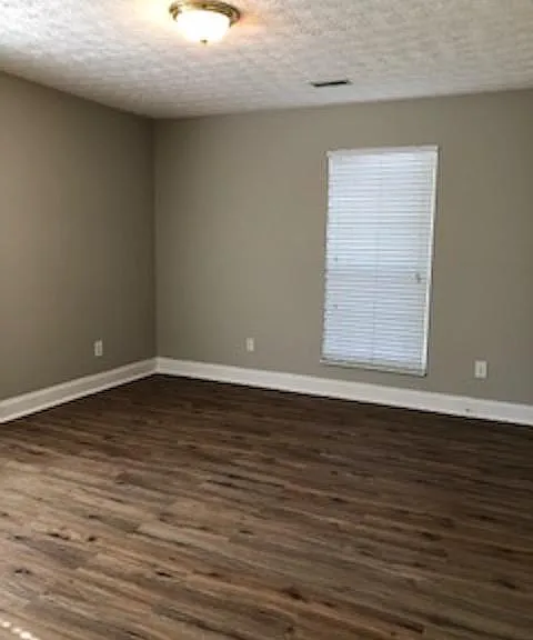 8400 Lesley Marie Ln — Photo 7