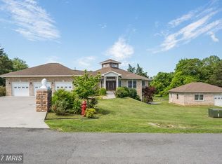 487 Beall Ave, Luray, VA 22835