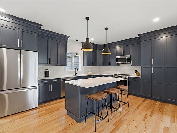 4th image of 26 Timber Crest Dr
