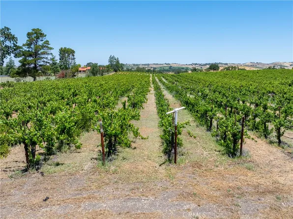 175 White Hawk Ln Lot 11, Templeton, CA 93465