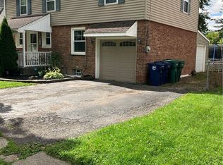 740 91st St, Niagara Falls, NY 14304