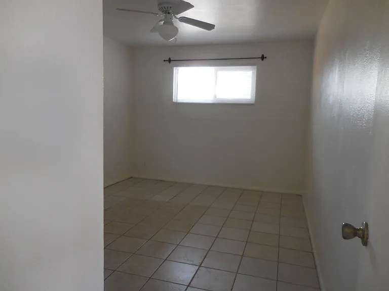 1212 E Spence Ave #3 — Photo 5