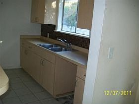 3rd image of 22158 Avenue San Luis
