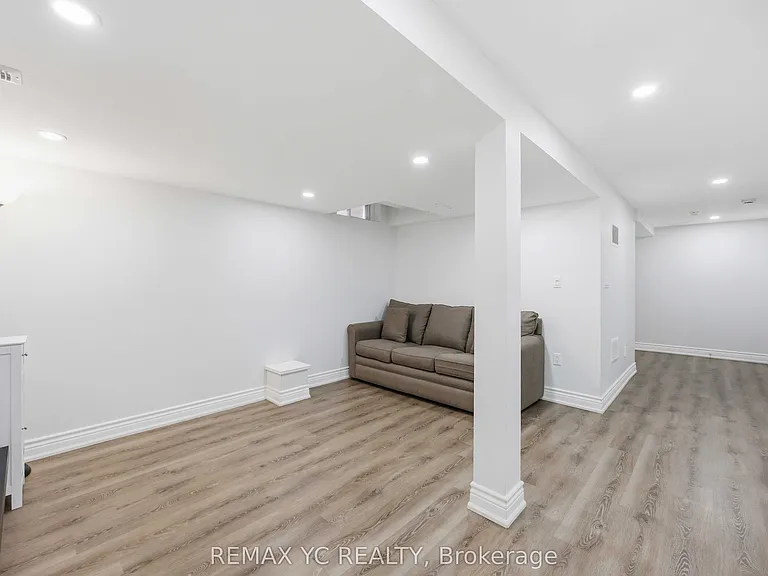 140 Laramie Cres #BASEMENT — Photo 5