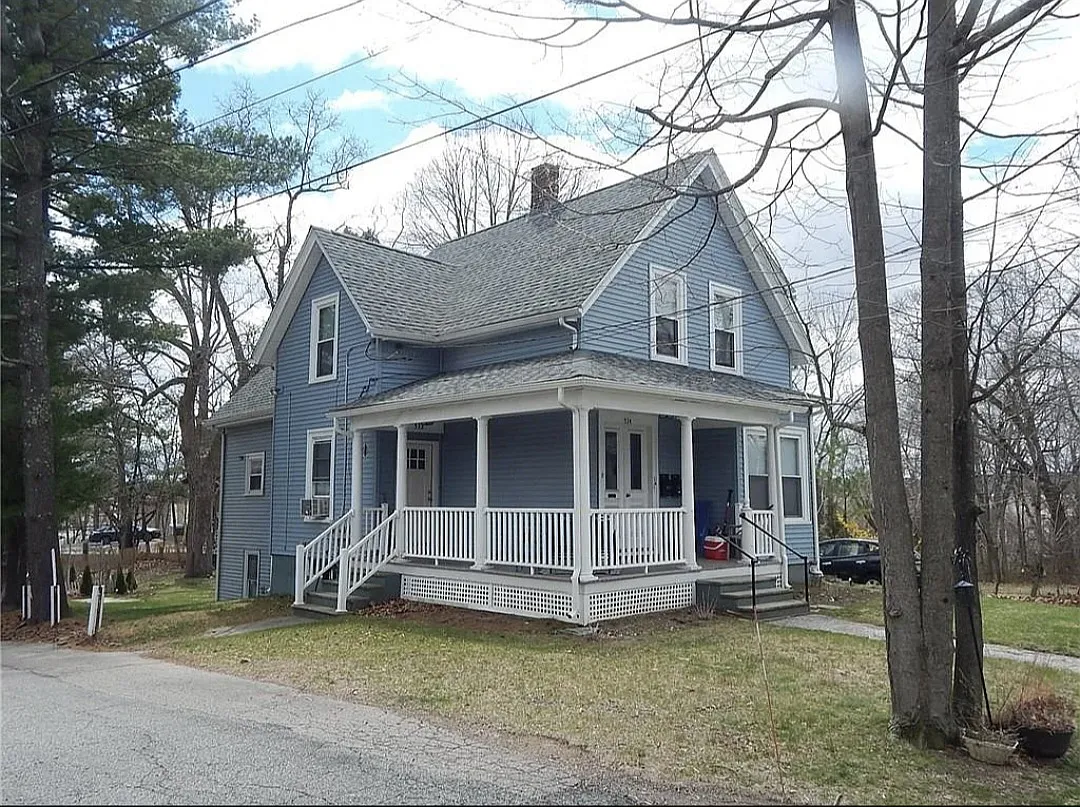 2 bed, 1057 sqft, $1,800 — Photo 2