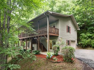 380 Allison Dr, Maggie Valley, NC 28751