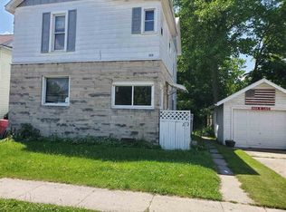 222 E Washington St, Winchester, IN 47394