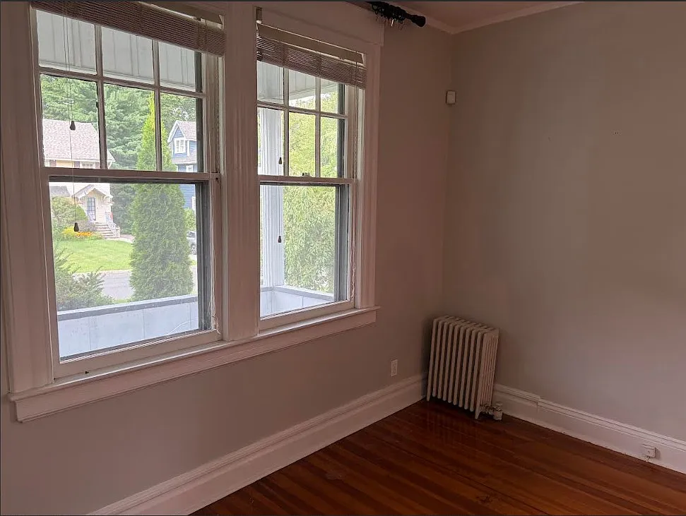 3 bed, 600 sqft, $4,000 — Photo 3