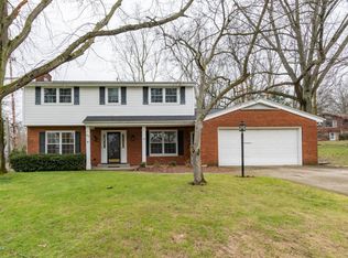 2810 Carlyle Dr, Kalamazoo, MI 49008