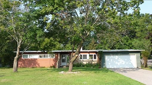 1st image of 530 Harriet St