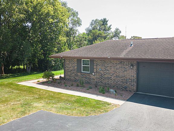 4th image of 1418 Holly Dr