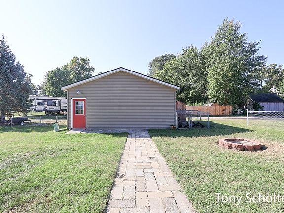 5th image of 3108 Van Buren St