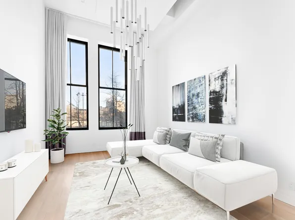421 Hudson St, New York, NY