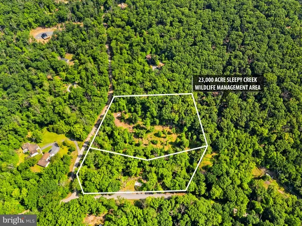 34-35 Maverick Trl, Hedgesville, WV 25427
