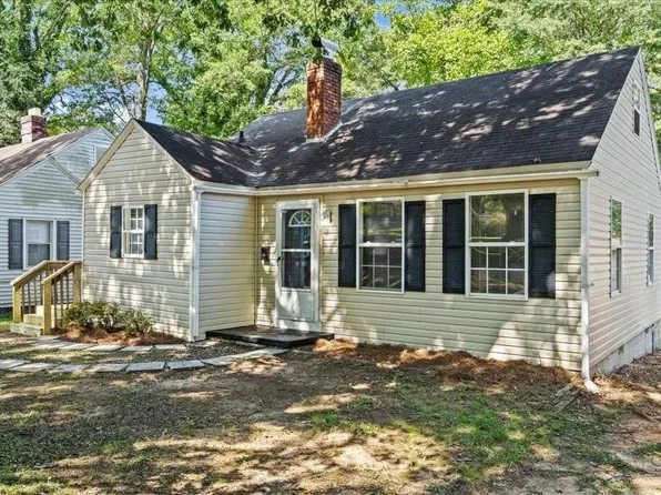 146 White Oak Rd, Spartanburg, SC 29301