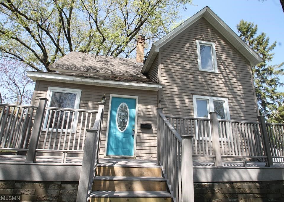 422 chestnut front view 2.JPG