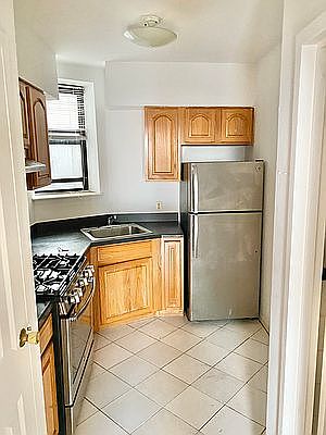 1st image of 115 E 102nd St APT 5D