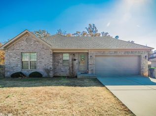 6107 Petit Jean Dr, Alexander, AR 72002