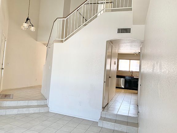 5th image of 9923 W Madrugada Ave