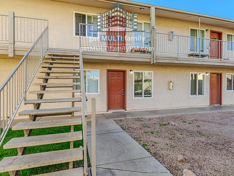 Hayden Terrace — Photo 30