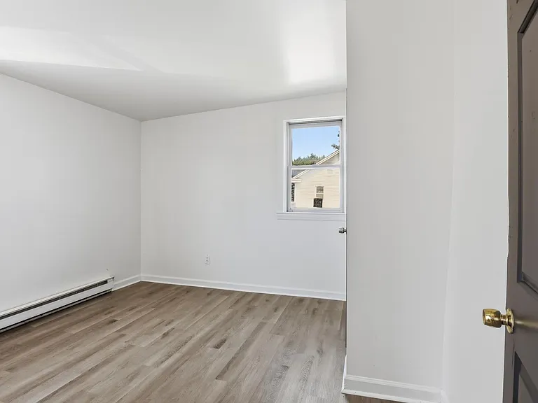 101 West Main St — Photo 35