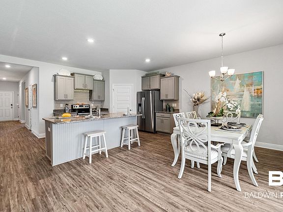4th image of 13350 Shoshoney Cir