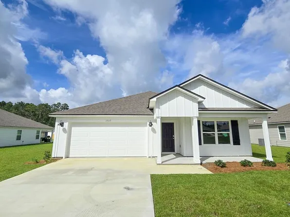 1537 Beverly Ln, Hahira, GA 31632