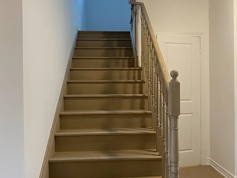 332 Moody St — Photo 9