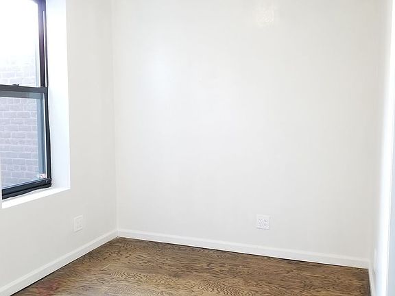 4th image of 2516 18th St APT 4