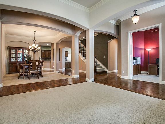 4th image of 1209 Mandeville Dr