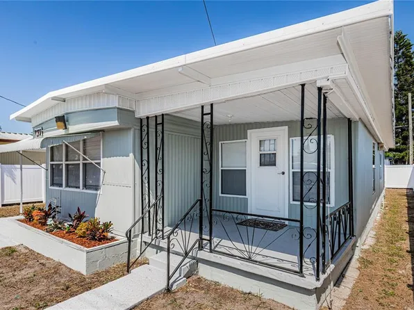 1912 Hess Dr, Holiday, FL 34691