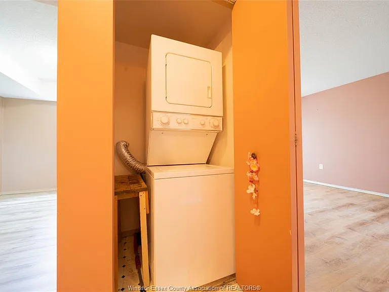 2922 Rivard Ave #211 — Photo 27
