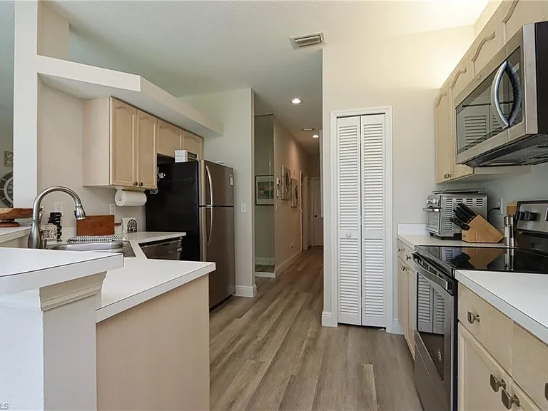 13140 Hamilton Harbour Dr #F4 — Photo 7
