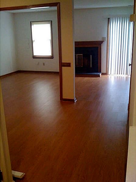 2nd image of 2451 Reagan Ave