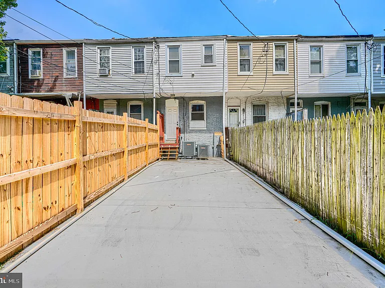 616 S Lehigh St — Photo 18