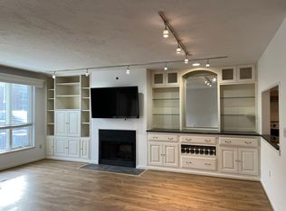 164 Quincy Shore Dr Unit 84, Quincy, MA 02171