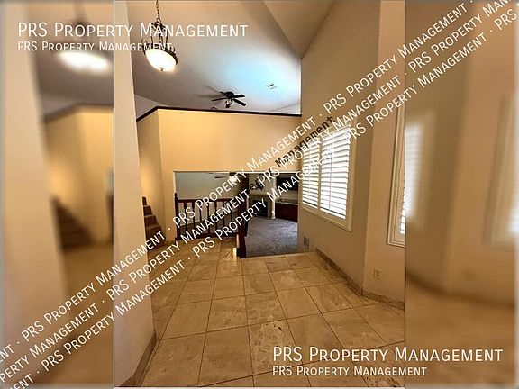 3rd image of 11942 N 112th Way