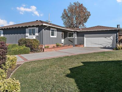 2257 Portsmouth Way, San Mateo, CA, 94403